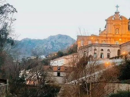 Centro De' La Cava